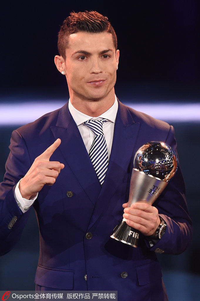 官方：26岁的前比利时国脚、国米旧将范赫斯登退役