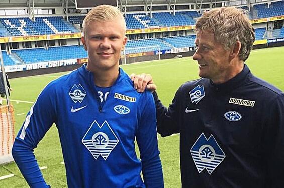 即将面对旧主，阿诺德晒抵达利物浦照片：回家了（战旧主在即，阿诺德晒到达利物浦照：回家了）