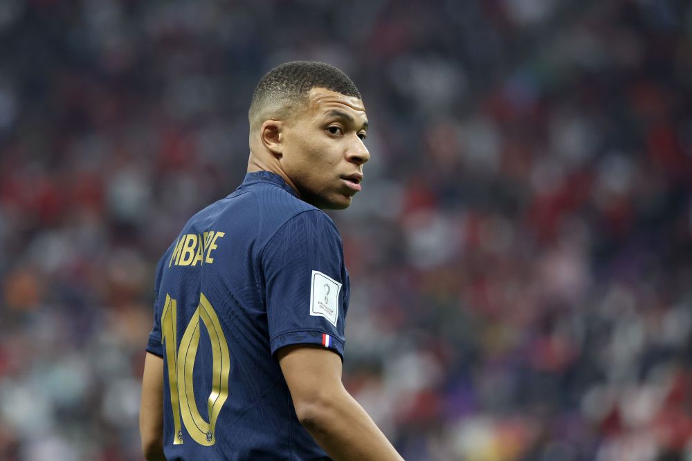 欧冠精彩进球回顾：梅西助攻集锦,（欧冠经典进球盘点：梅西助攻高光时刻）